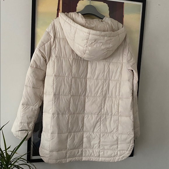 GAP - Picture 5 of 10